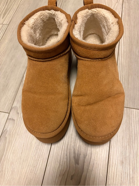 Cushionaire Shoes - Cushionaire Platform Boots in Chestnut